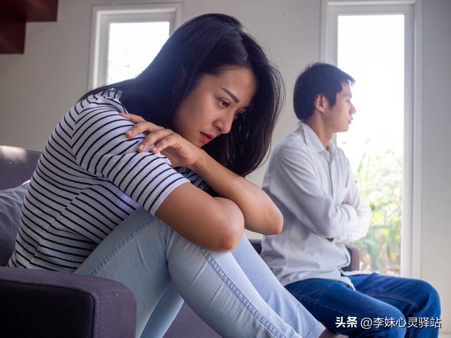 婚外情女人接吻能代表爱吗_婚外情男人见面就接吻_婚外情接吻