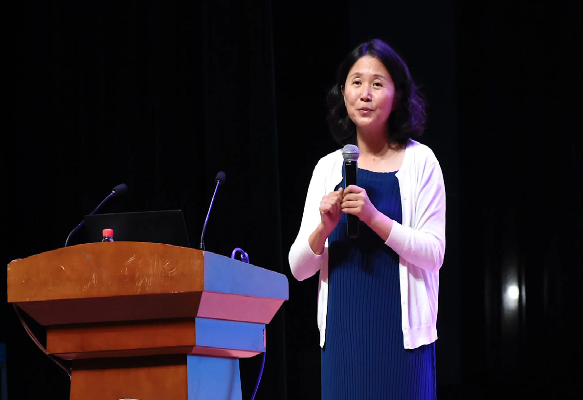 情感类专家_情感专家_的情感专家