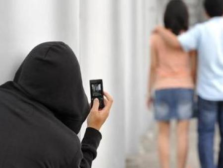 深圳侦探公司推荐-爱上已婚男人放不下怎么办？