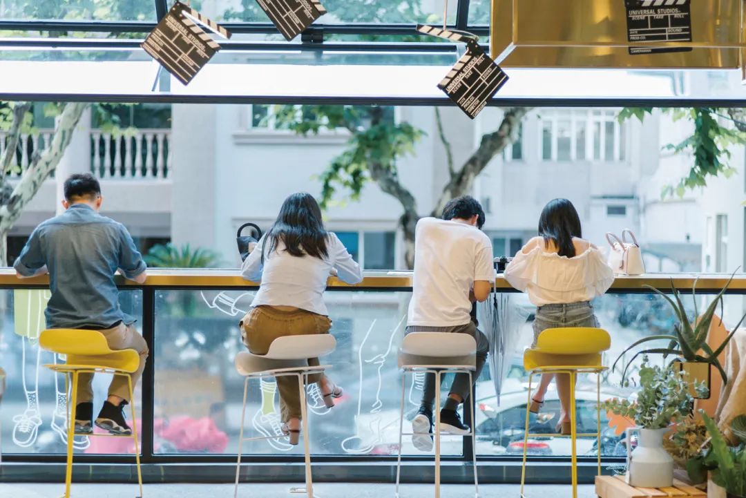 谈恋爱认真了怎么办_认真和我谈恋爱_谈认真的恋爱